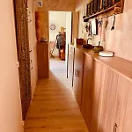 Le Longo Maï ,2 Chambres, Parking Gratuit La Garde (Var)
