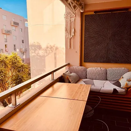Appartement Le Longo Maï ,2 Chambres, Parking Gratuit La Garde (Var)